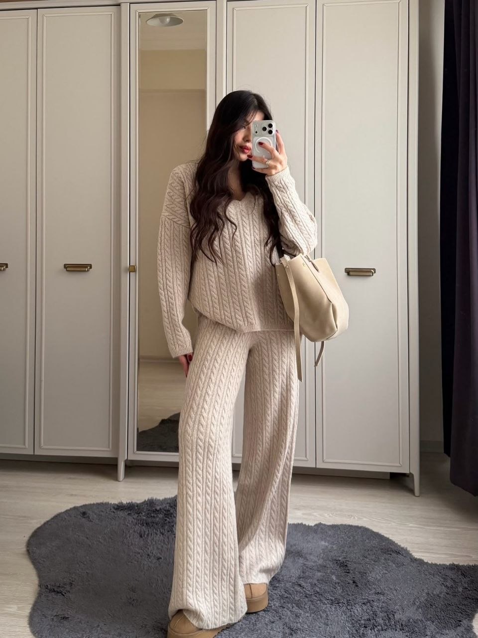 Sublimez Votre Style Cet Hiver avec l’Ensemble Torsadé Premium