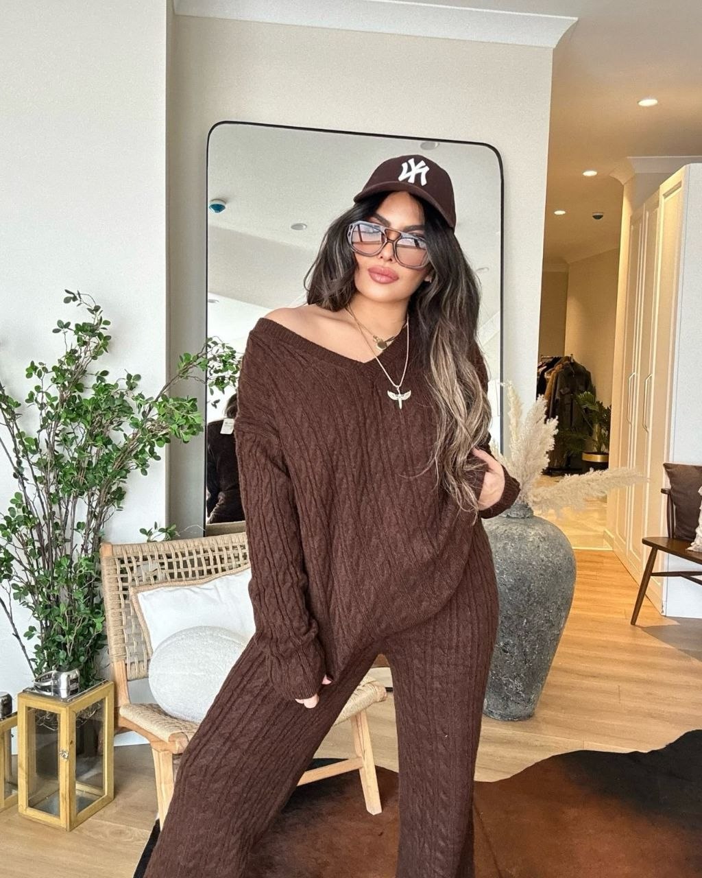 Sublimez Votre Style Cet Hiver avec l’Ensemble Torsadé Premium